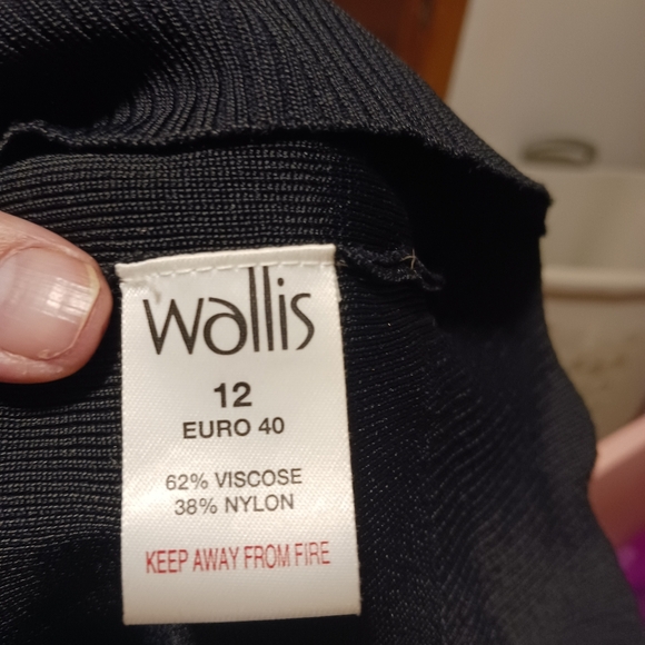 Wallis women's black beaded top size 12 A-53 - Picture 5 of 5